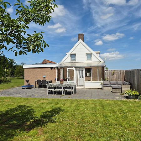 Вилла Vrijstaande Ruime Familiewoning Landelijk Gelegen Lewedorp Экстерьер фото