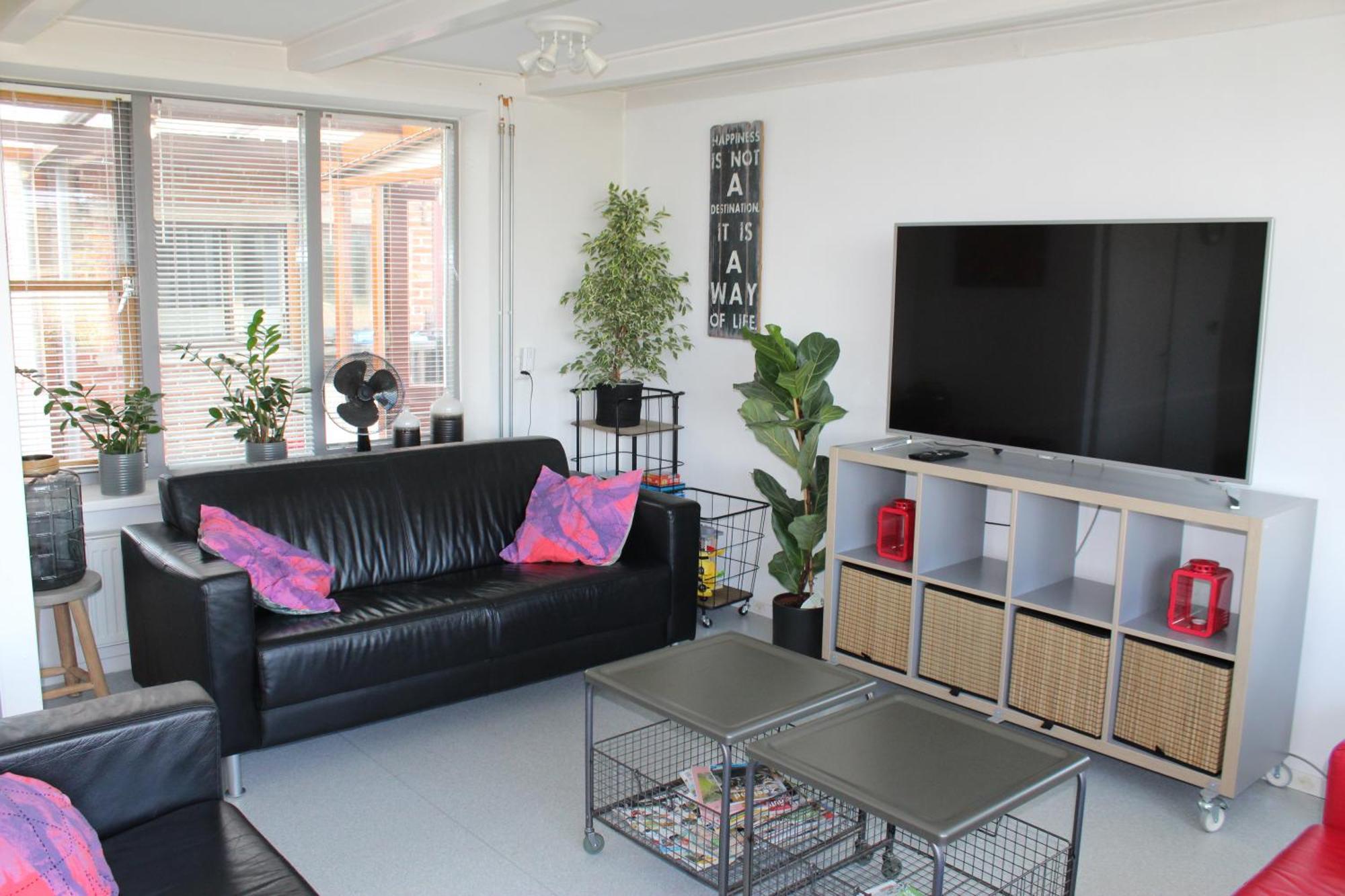 Вилла Vrijstaande Ruime Familiewoning Landelijk Gelegen Lewedorp Экстерьер фото
